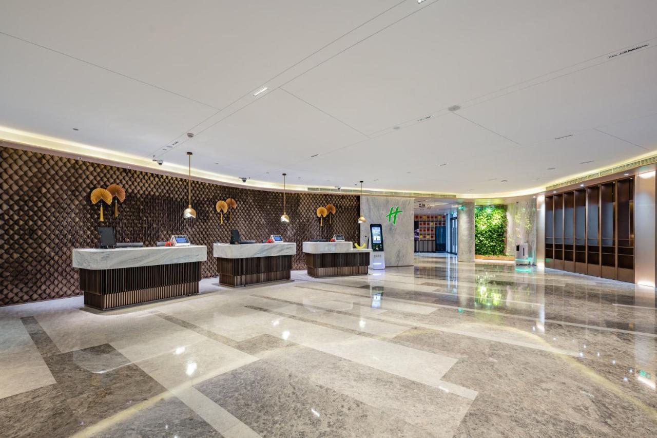 Holiday Inn Shanghai Huaxia By Ihg - Overlooking City Scenery At Sky View Restaurant מראה חיצוני תמונה